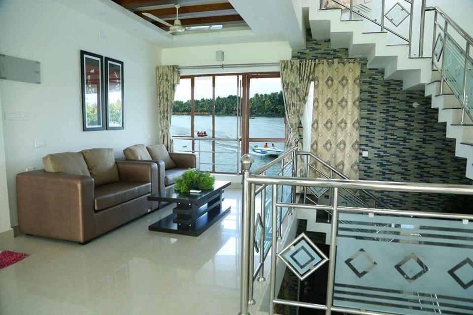 Captains Cabin Backwater Resort Alappuzha Zewnętrze zdjęcie